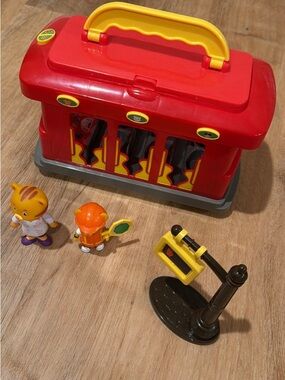Daniel Tiger Neighborhood Trolley